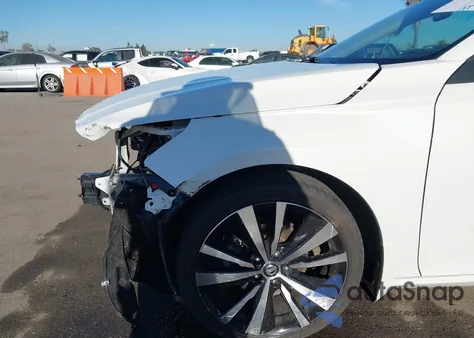 2020 Nissan Altima Sr Fwd из США, поврежденный, VIN 1N4BL4CV4LN305531